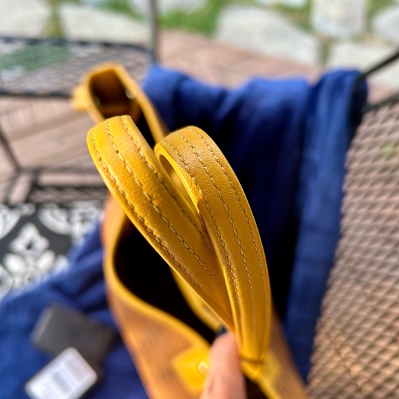 💼⭐HP⭐MCM Cognac/Mango Liz Shopper - Picture 4 of 8